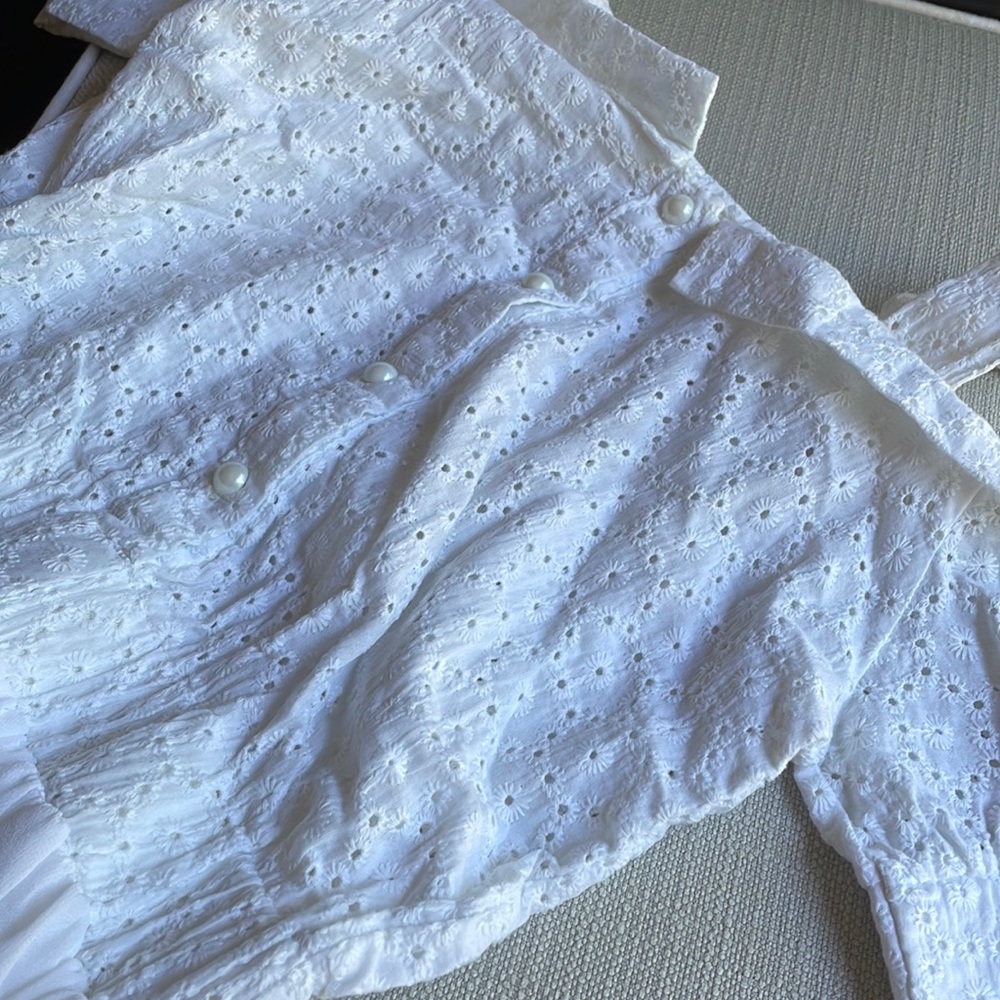 Cute off-shoulder summer white dress - Picture 3 of 12